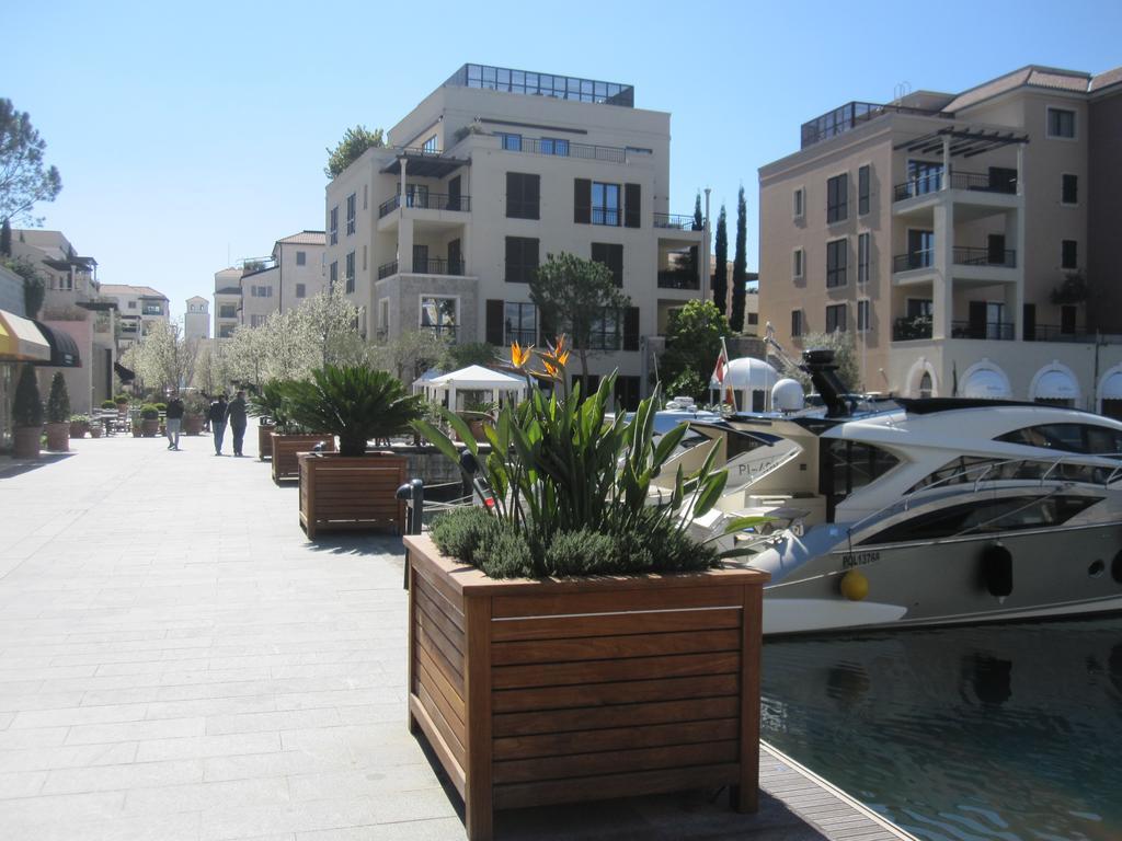 Apartments City Center Тиват Экстерьер фото