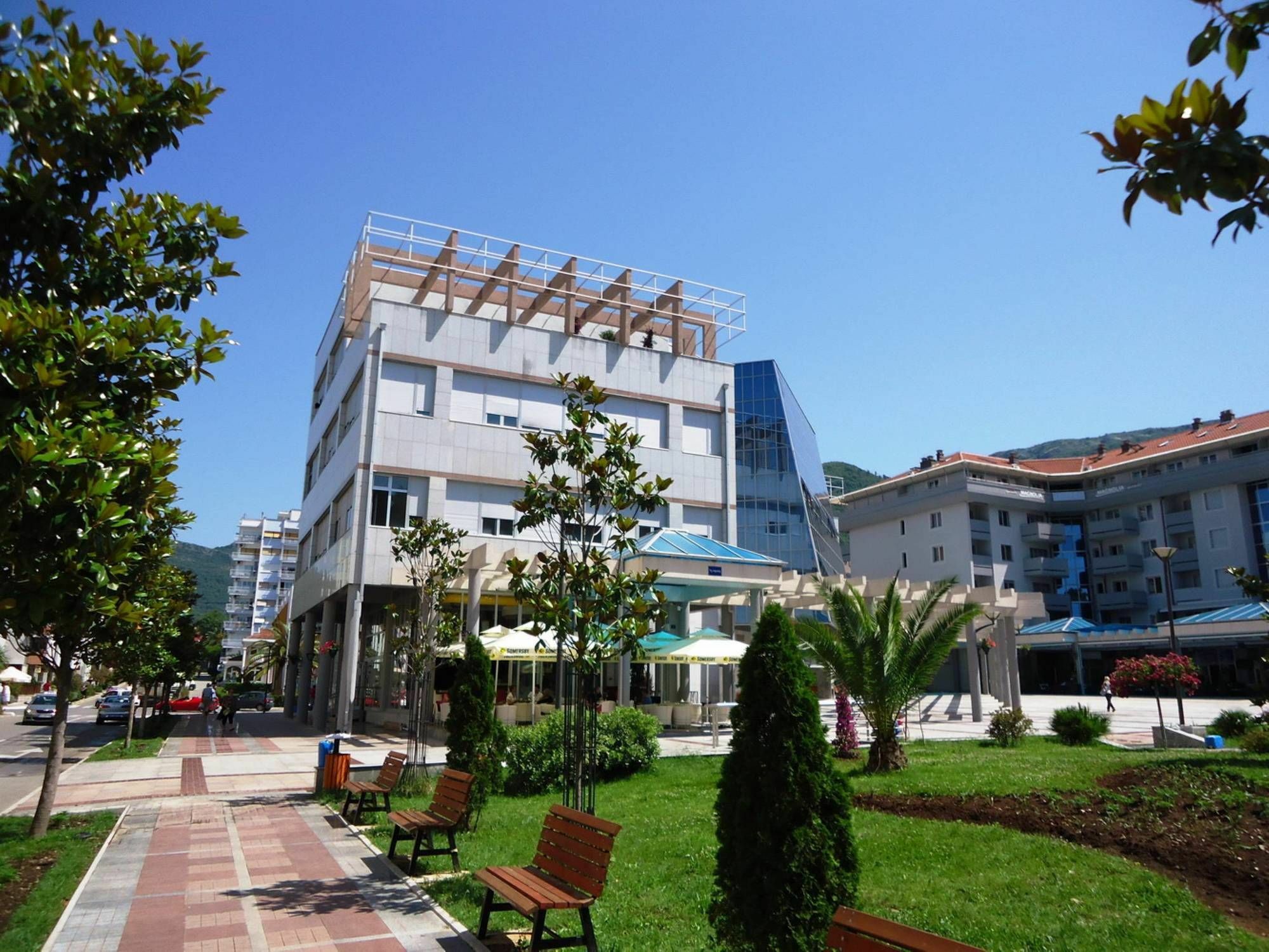 Apartments City Center Тиват Экстерьер фото